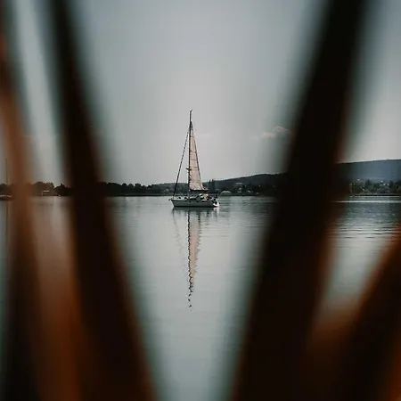 Fuzliget Surf Front アパート Balatonfůzfő